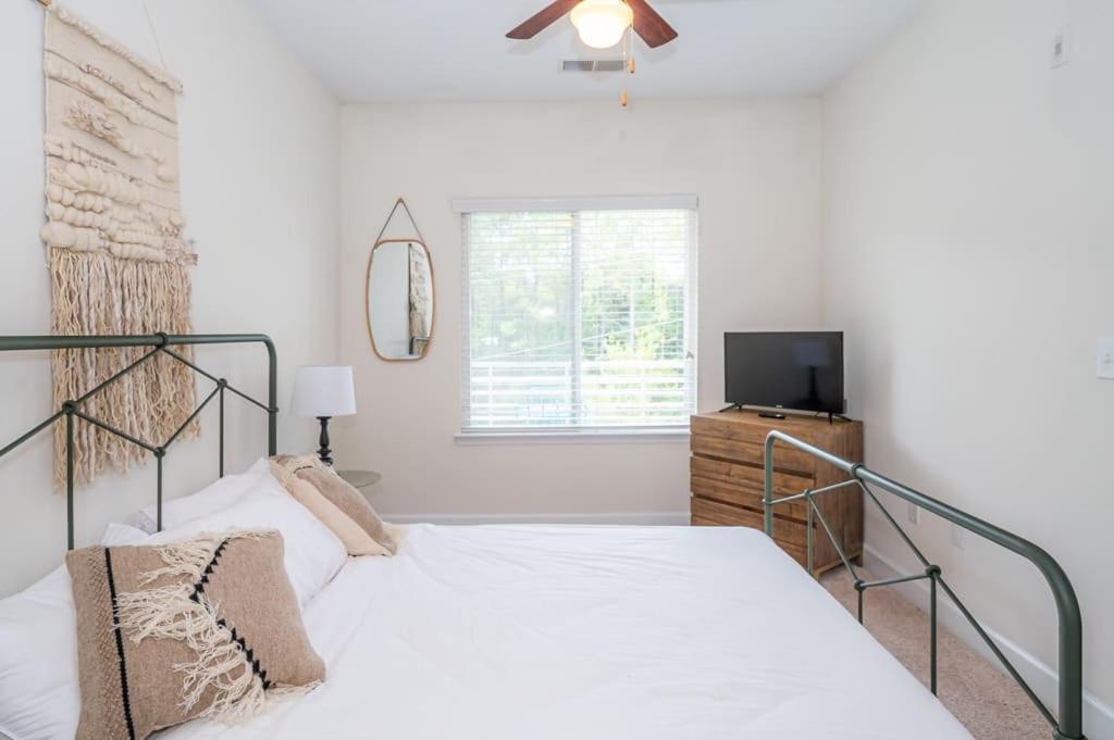 Viagem Fashionable 2br W Gym Parking Picnic Area