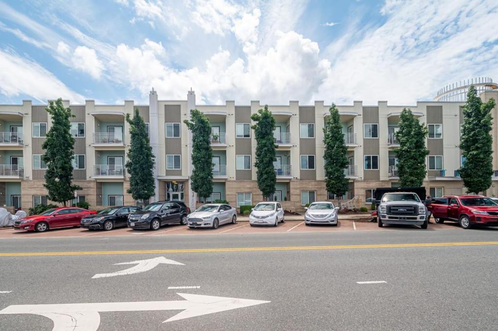 Viagem Fashionable 2br W Gym Parking Picnic Area Apartamento Charlotte
